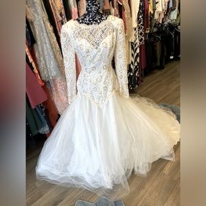 NWT Vintage Venus Wedding Dress